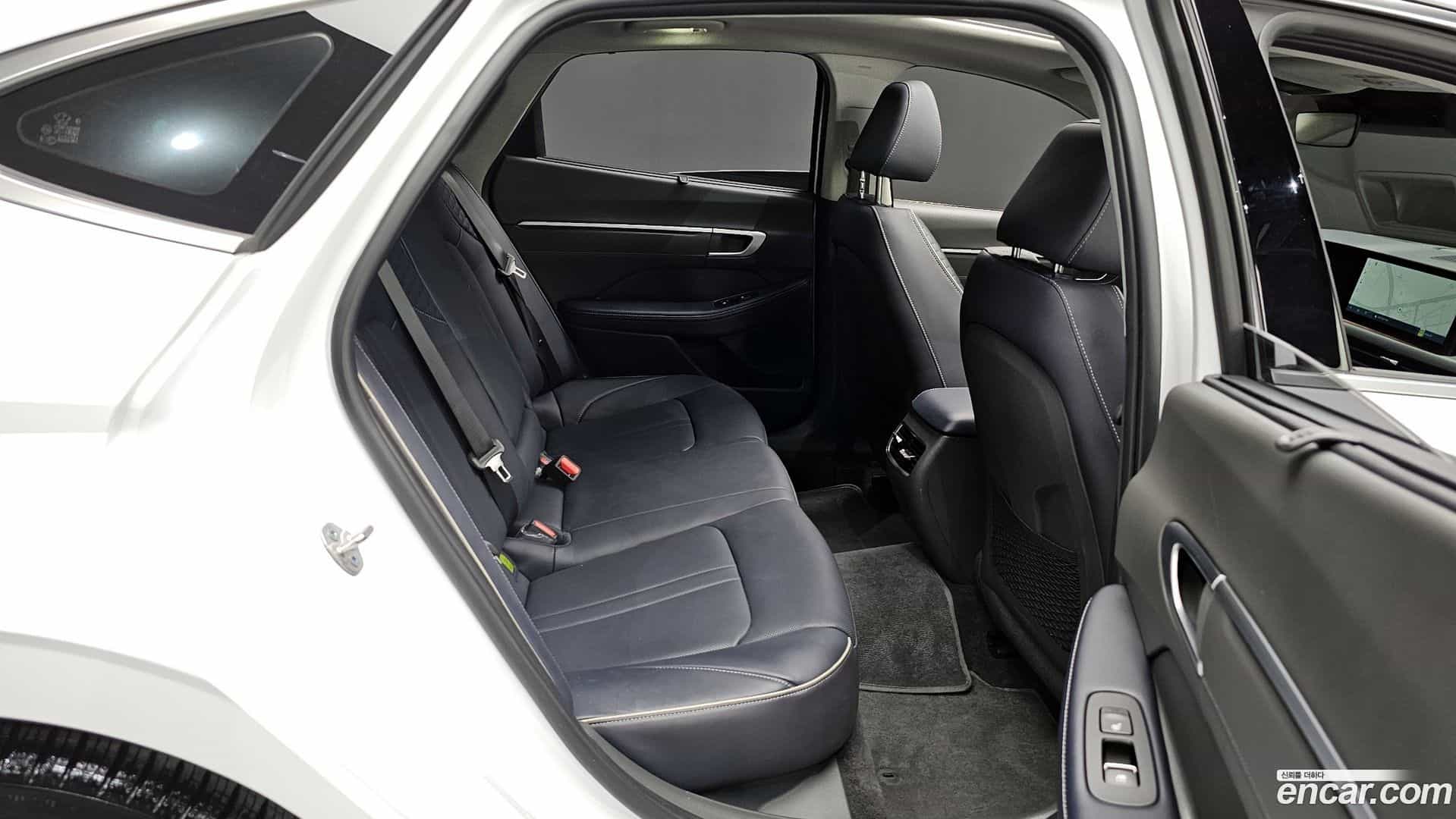 Sonata Hyundai 2023.8-OPTION-015