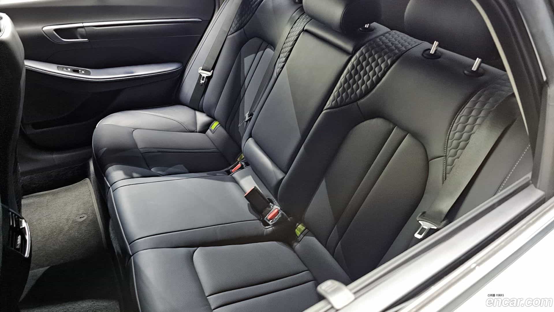 Sonata Hyundai 2023.8-OPTION-047