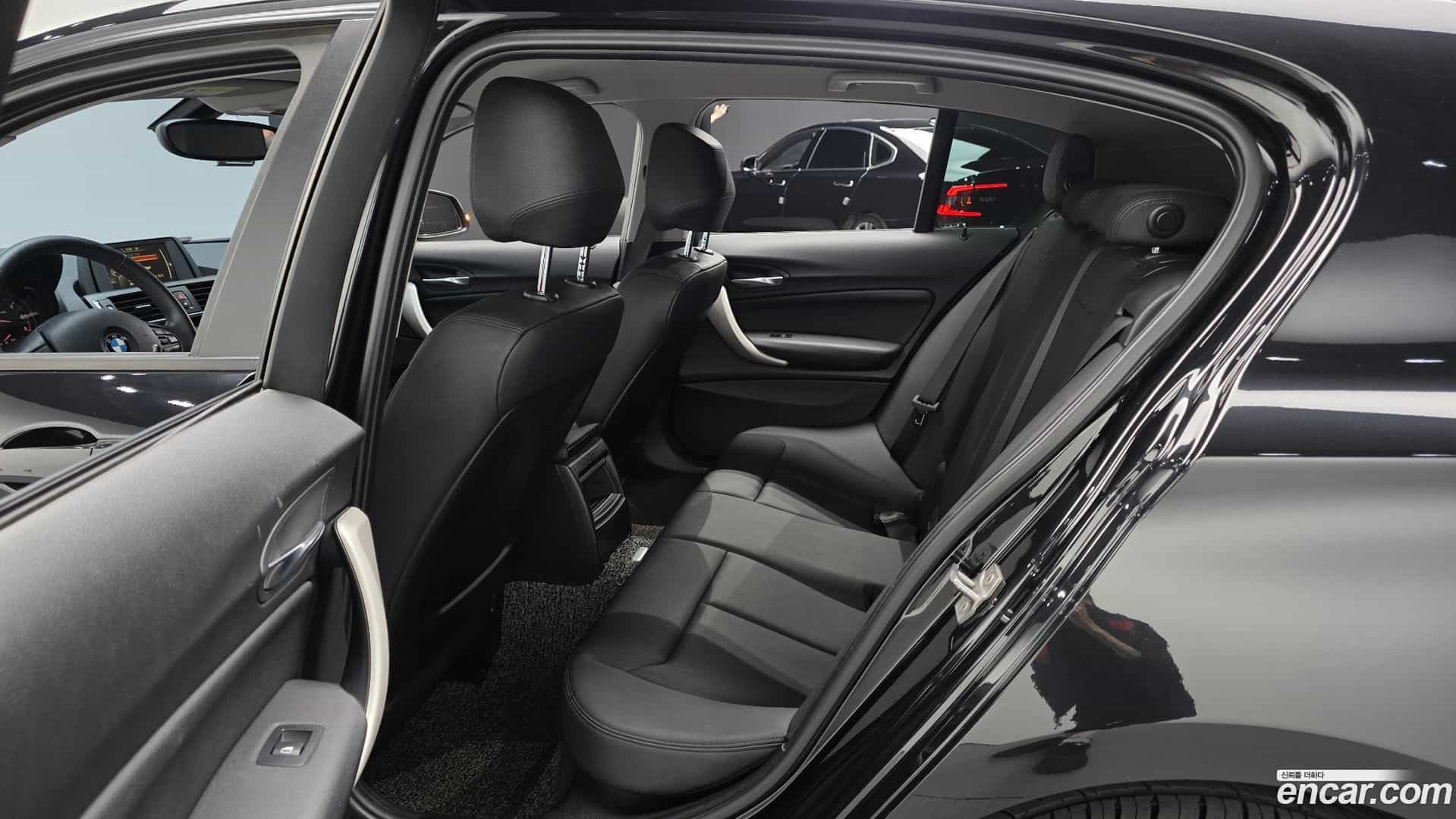 1-Series BMW 2017.5-INNER-036