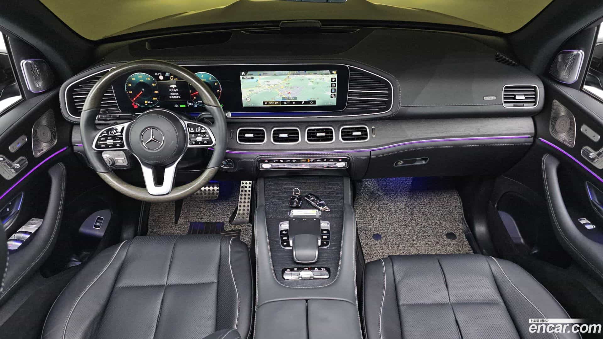 GLS-Class Mercedes-Benz 2022.9-INNER-007