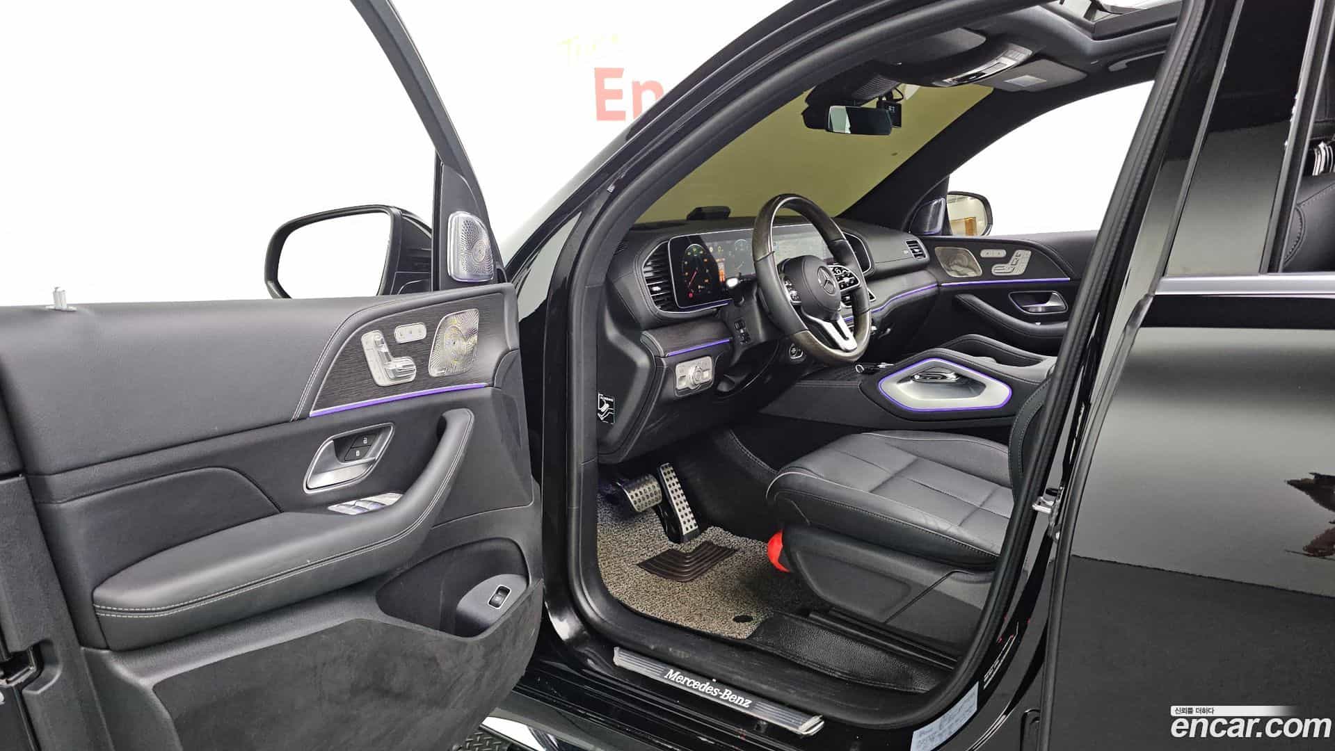 GLS-Class Mercedes-Benz 2022.9-INNER-010