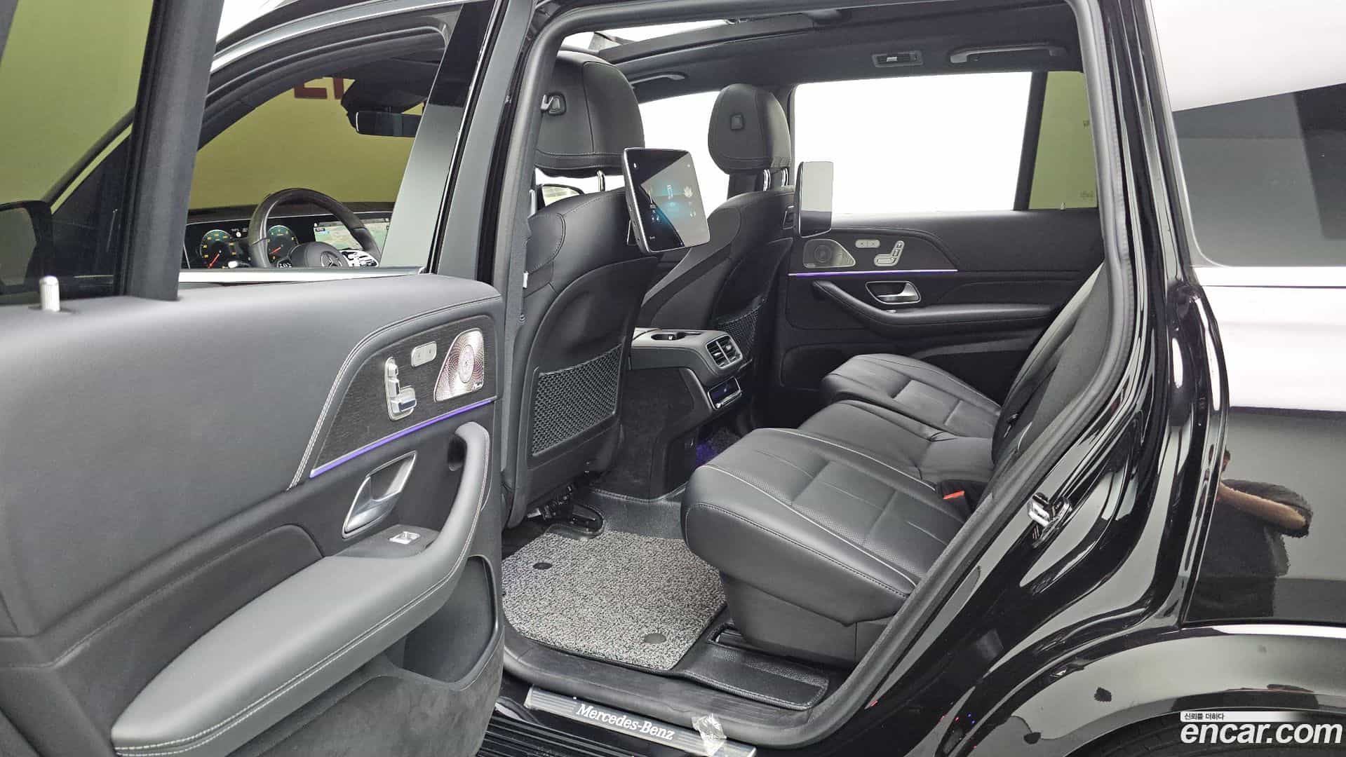 GLS-Class Mercedes-Benz 2022.9-INNER-036