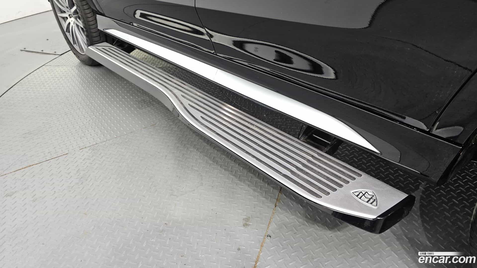 GLS-Class Mercedes-Benz 2022.9-OPTION-041