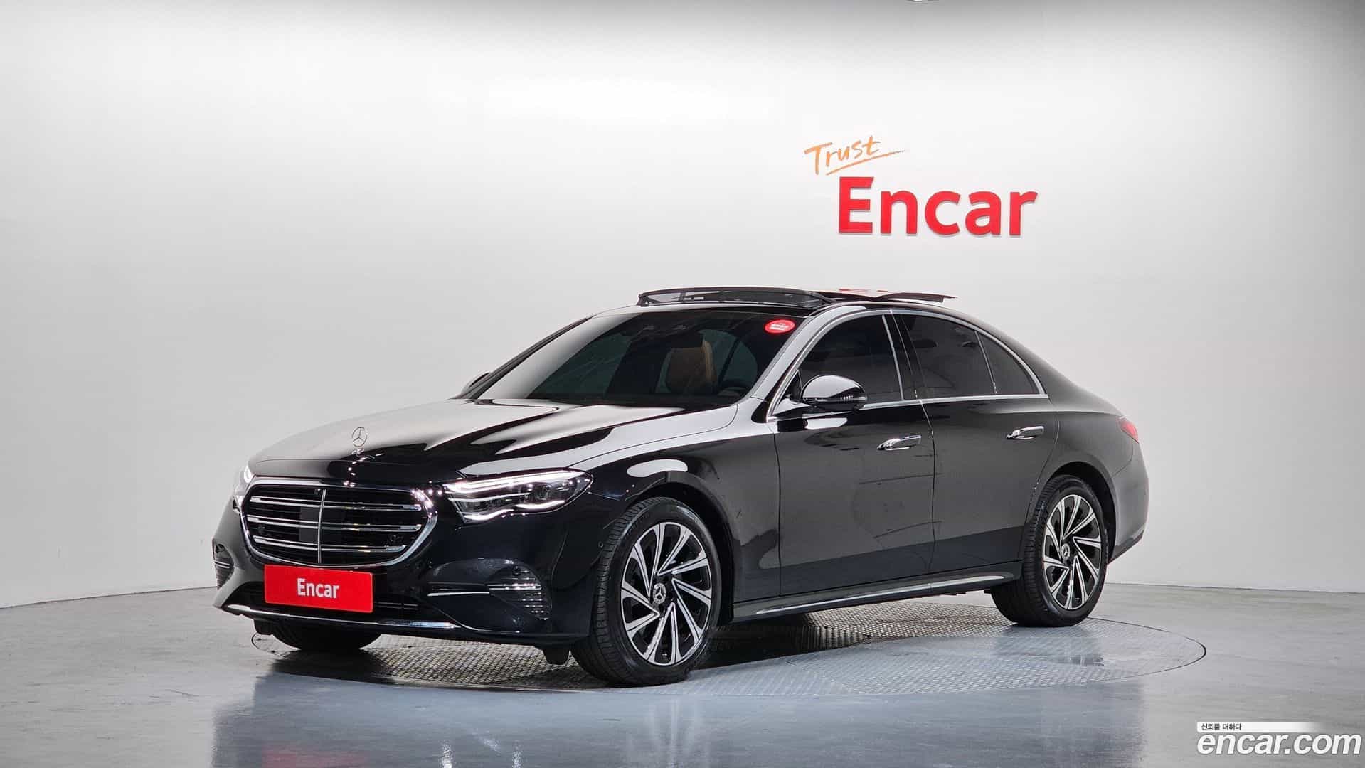 E-Class Mercedes-Benz 2024.6-OUTER-001
