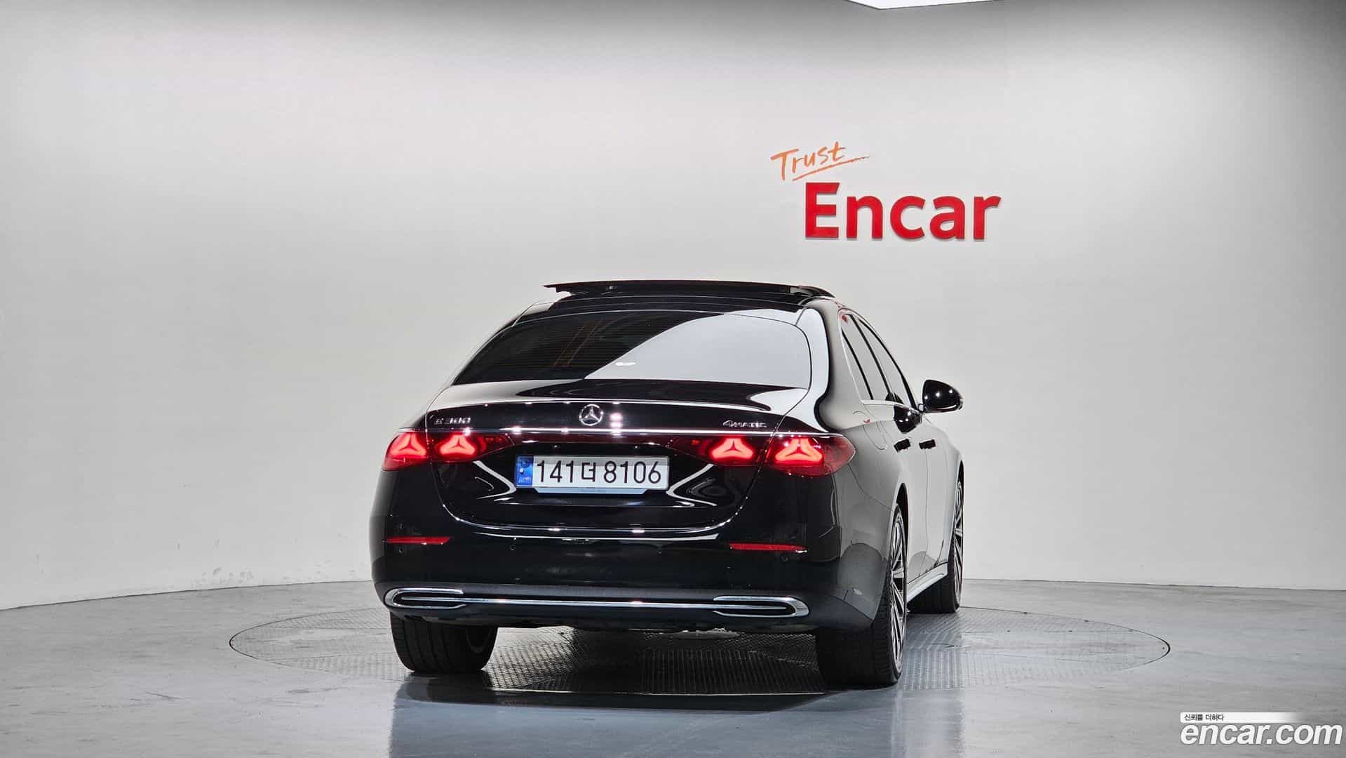 E-Class Mercedes-Benz 2024.6-OUTER-004