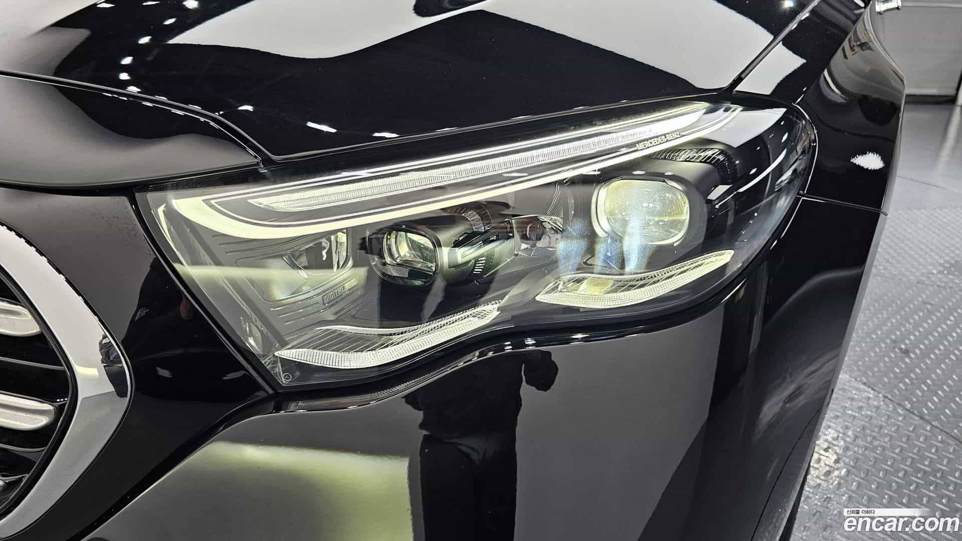 E-Class Mercedes-Benz 2024.6-OUTER-032