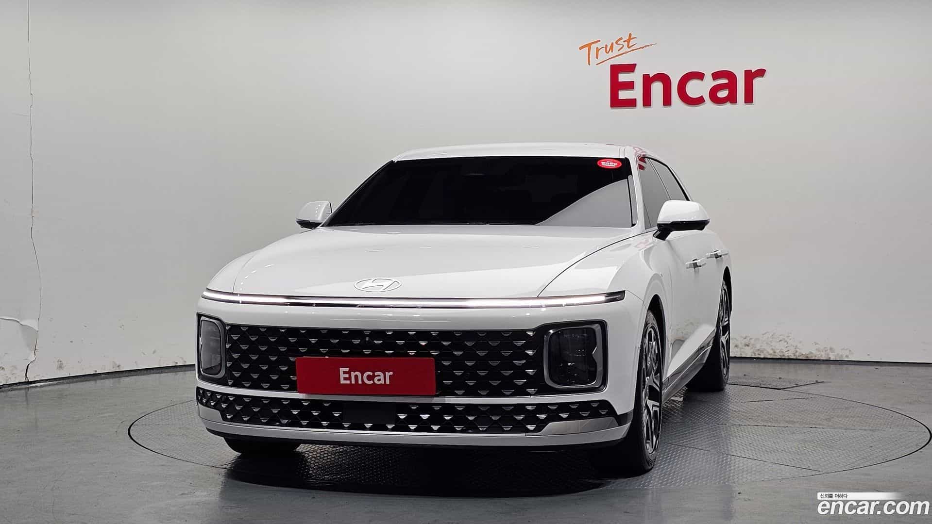 Grandeur Hyundai 2023.9-OUTER-003