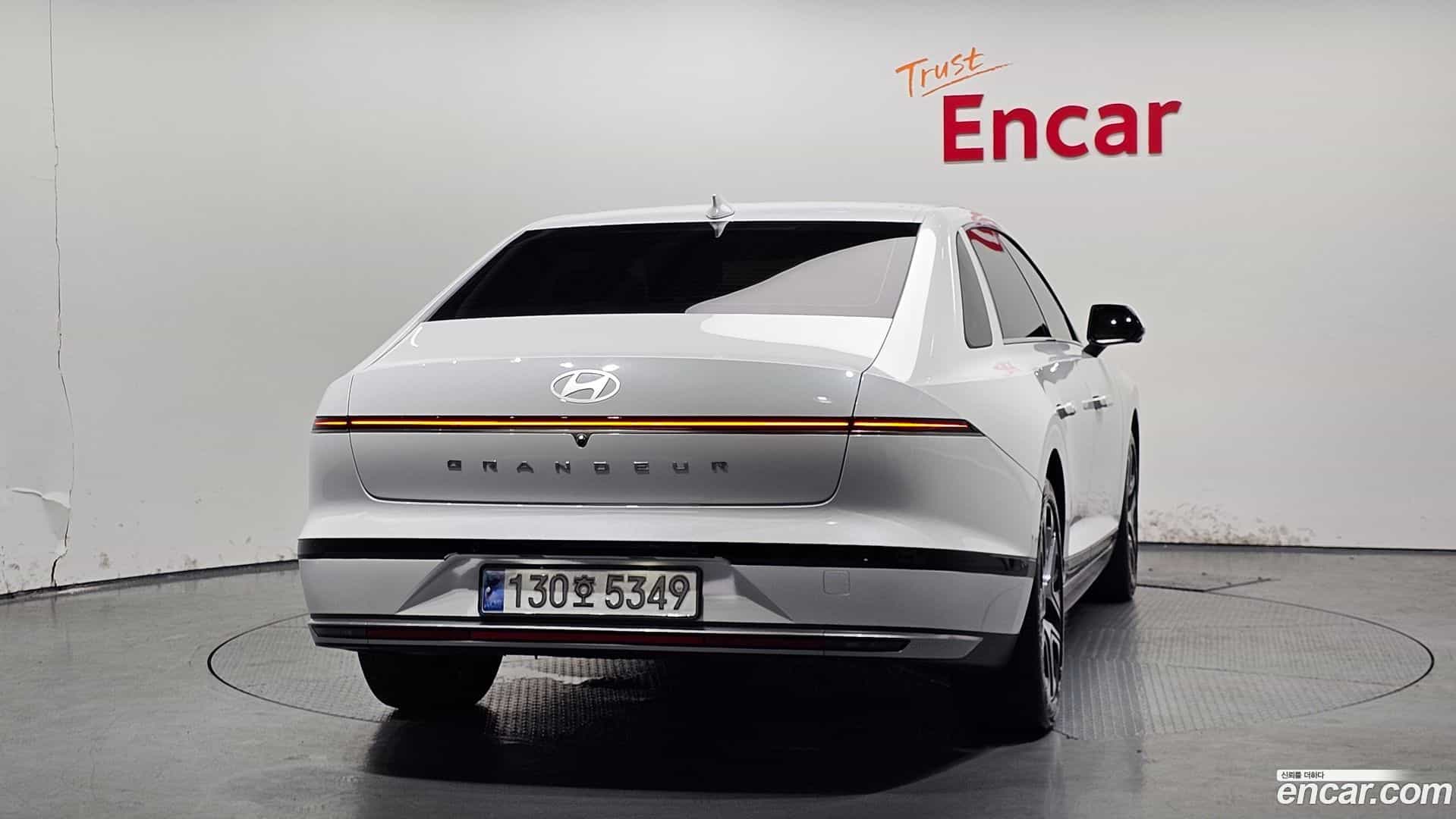 Grandeur Hyundai 2023.9-OUTER-004
