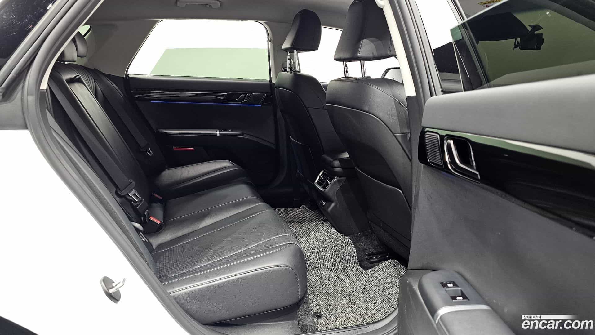 Grandeur Hyundai 2023.9-OPTION-016