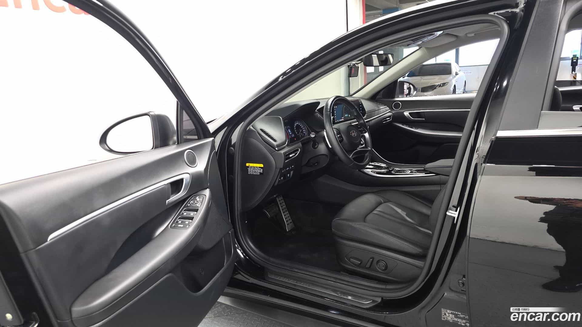 Sonata Hyundai 2019.9-INNER-010