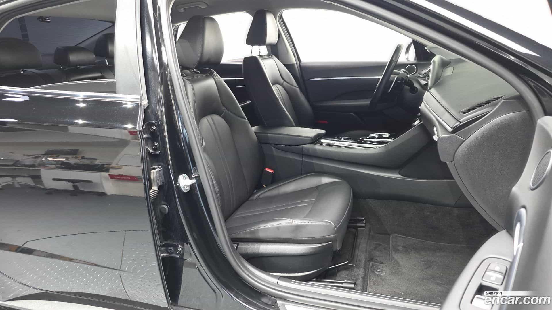 Sonata Hyundai 2019.9-OPTION-015