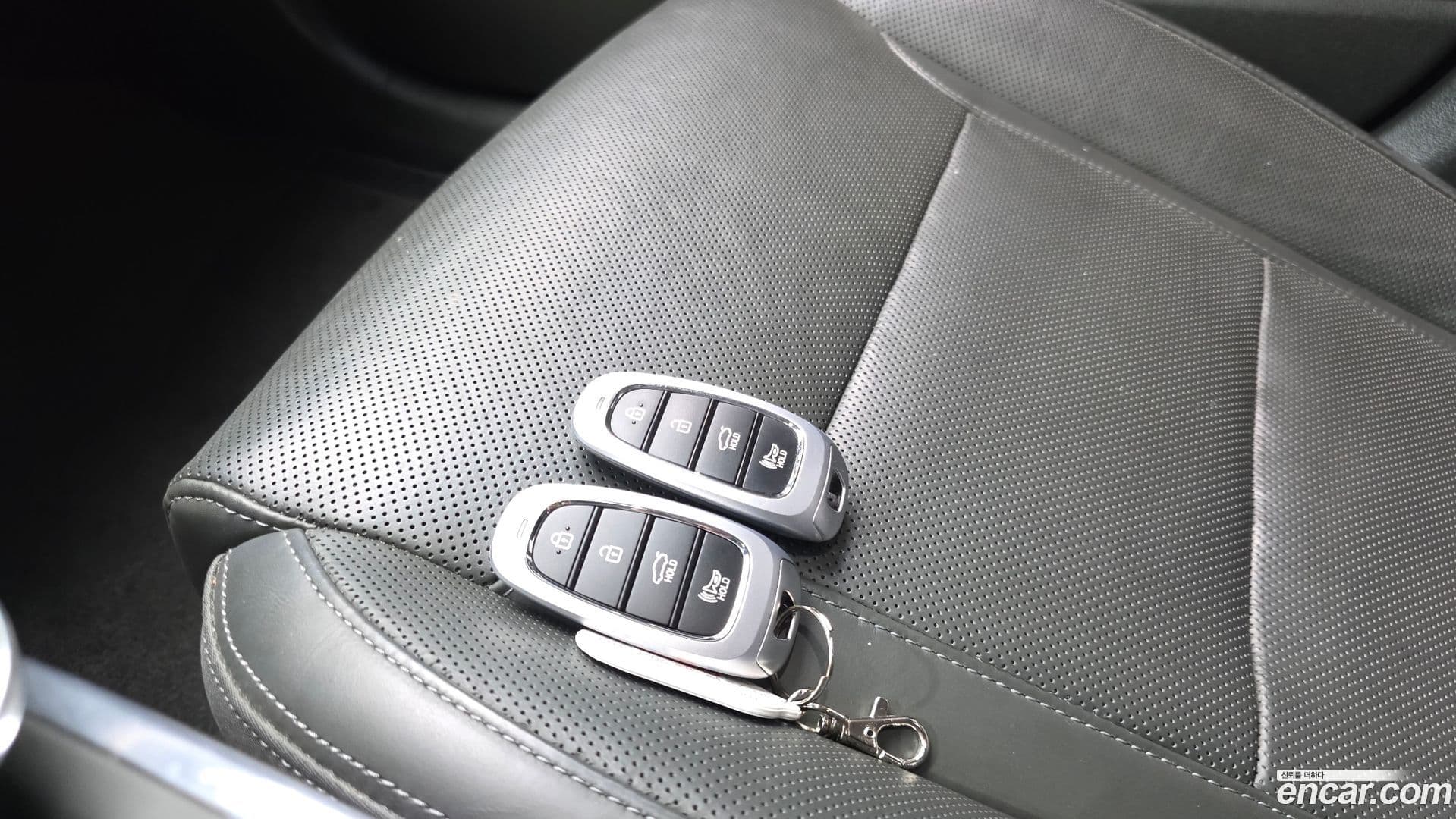 Main__Slider__Photo:Grandeur Hyundai 2020.2-17