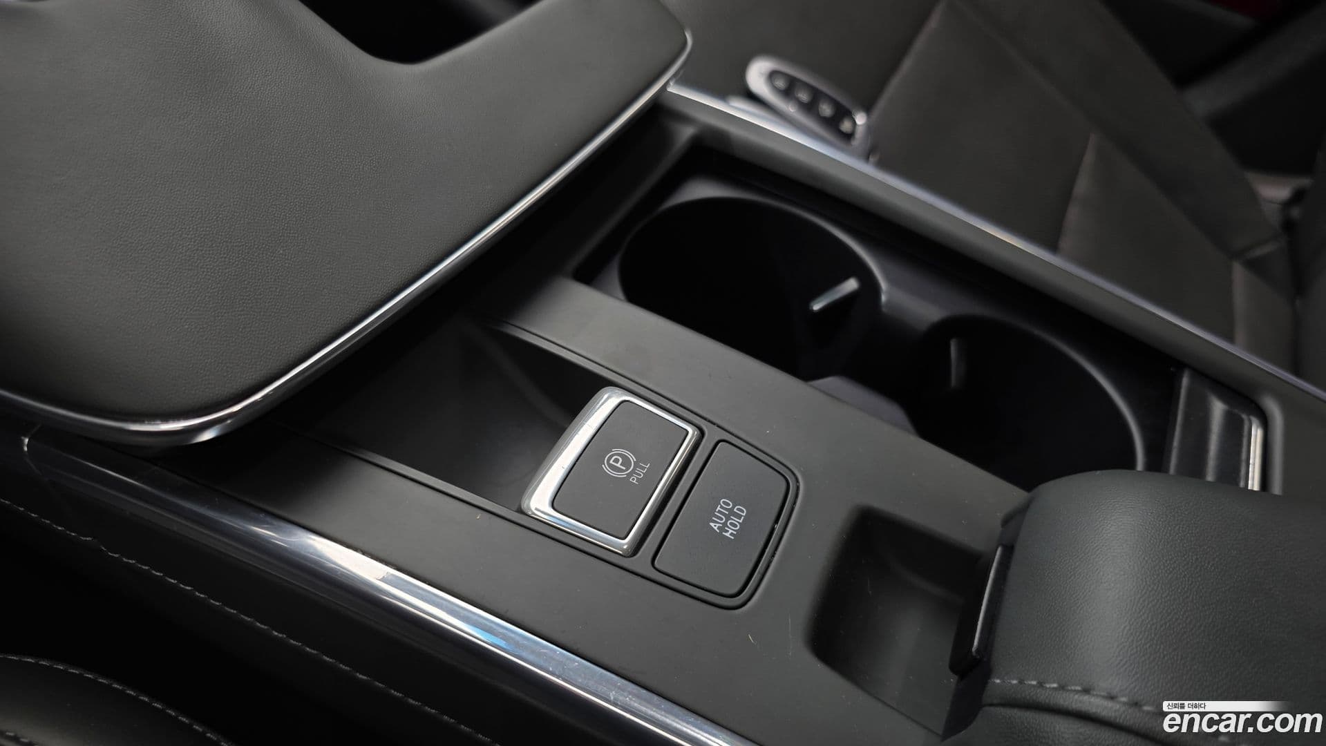 Main__Slider__Photo:Grandeur Hyundai 2020.2-19