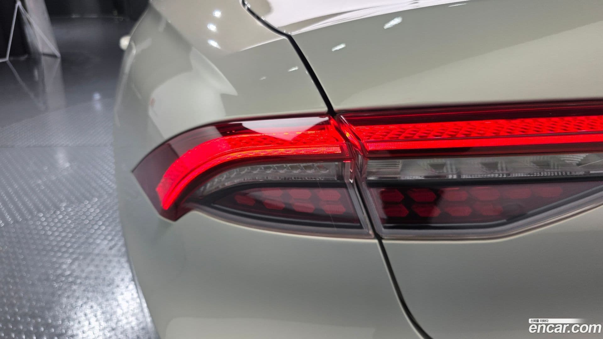 Main__Slider__Photo:Grandeur Hyundai 2020.2-22