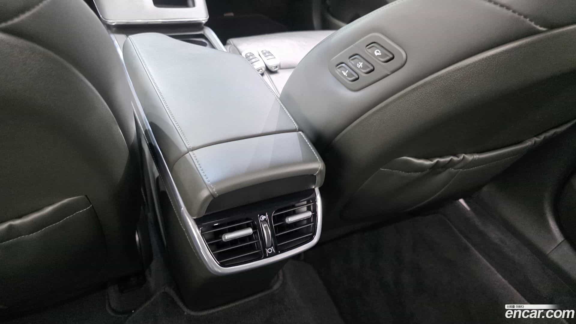 Grandeur Hyundai 2020.2-OPTION-046