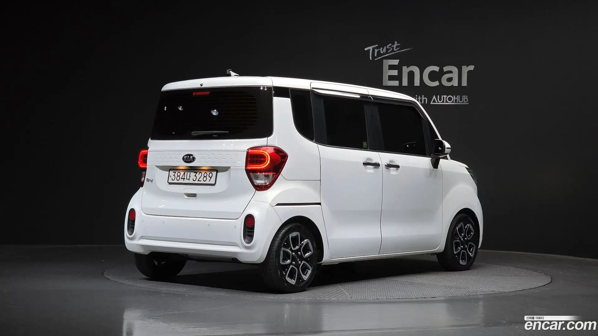 Main__Slider__Photo:RAY Kia 2021.3-1