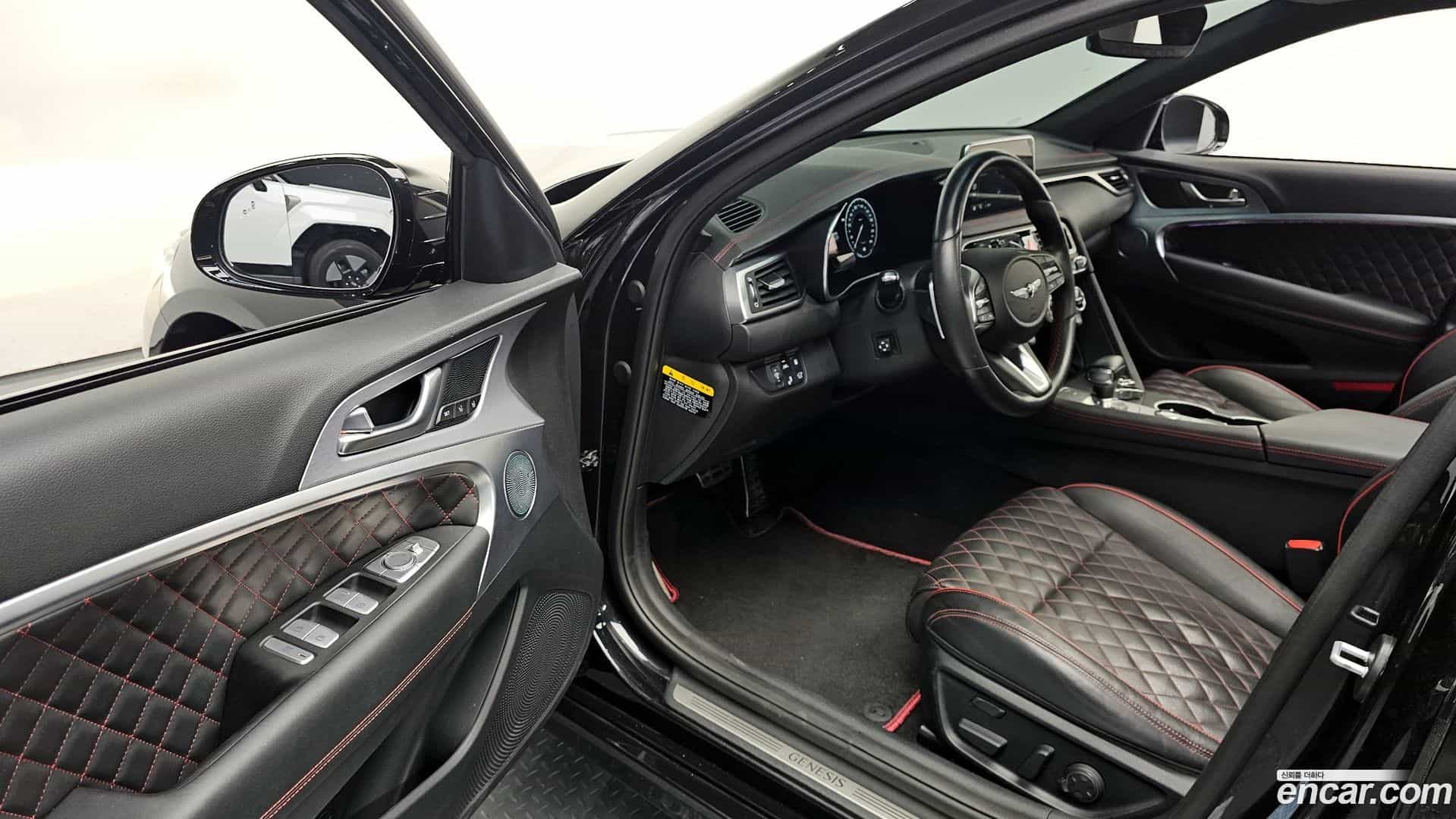 G70 Genesis 2019.1-INNER-034