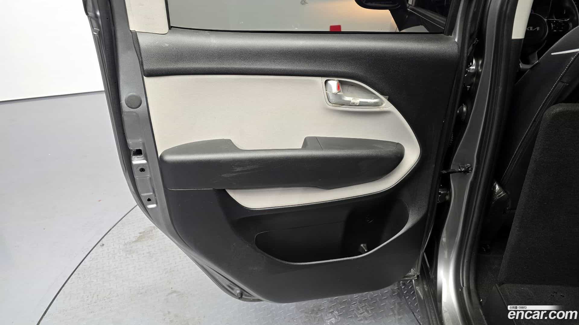 RAY Kia 2024.4-INNER-034