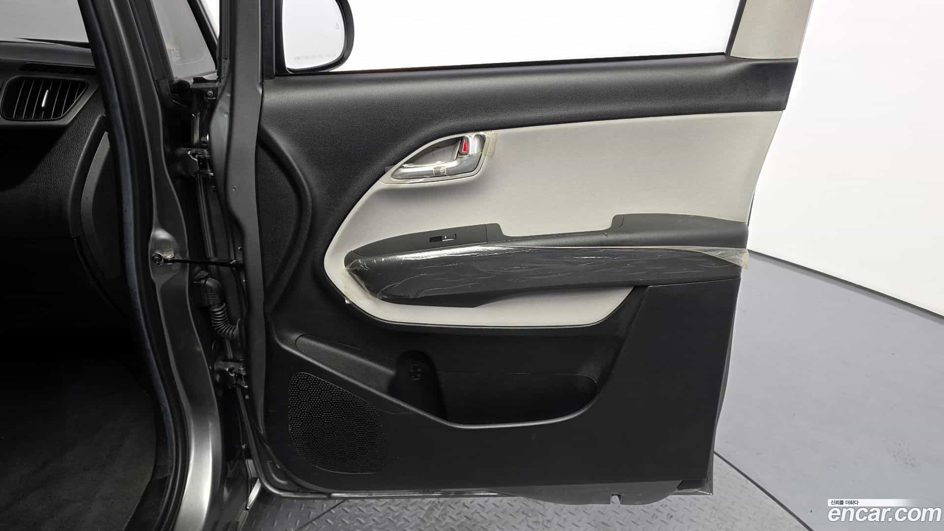 RAY Kia 2024.4-INNER-035