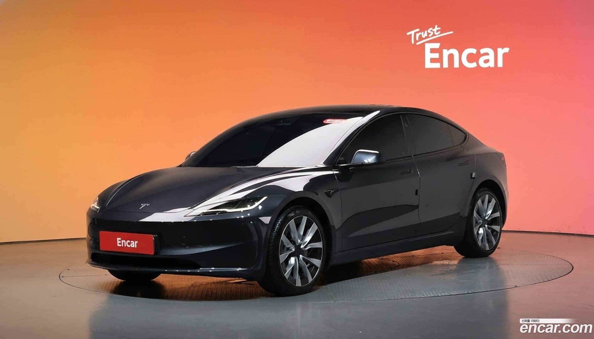 Main__Slider__Photo:Model 3 Tesla 2025.7-0