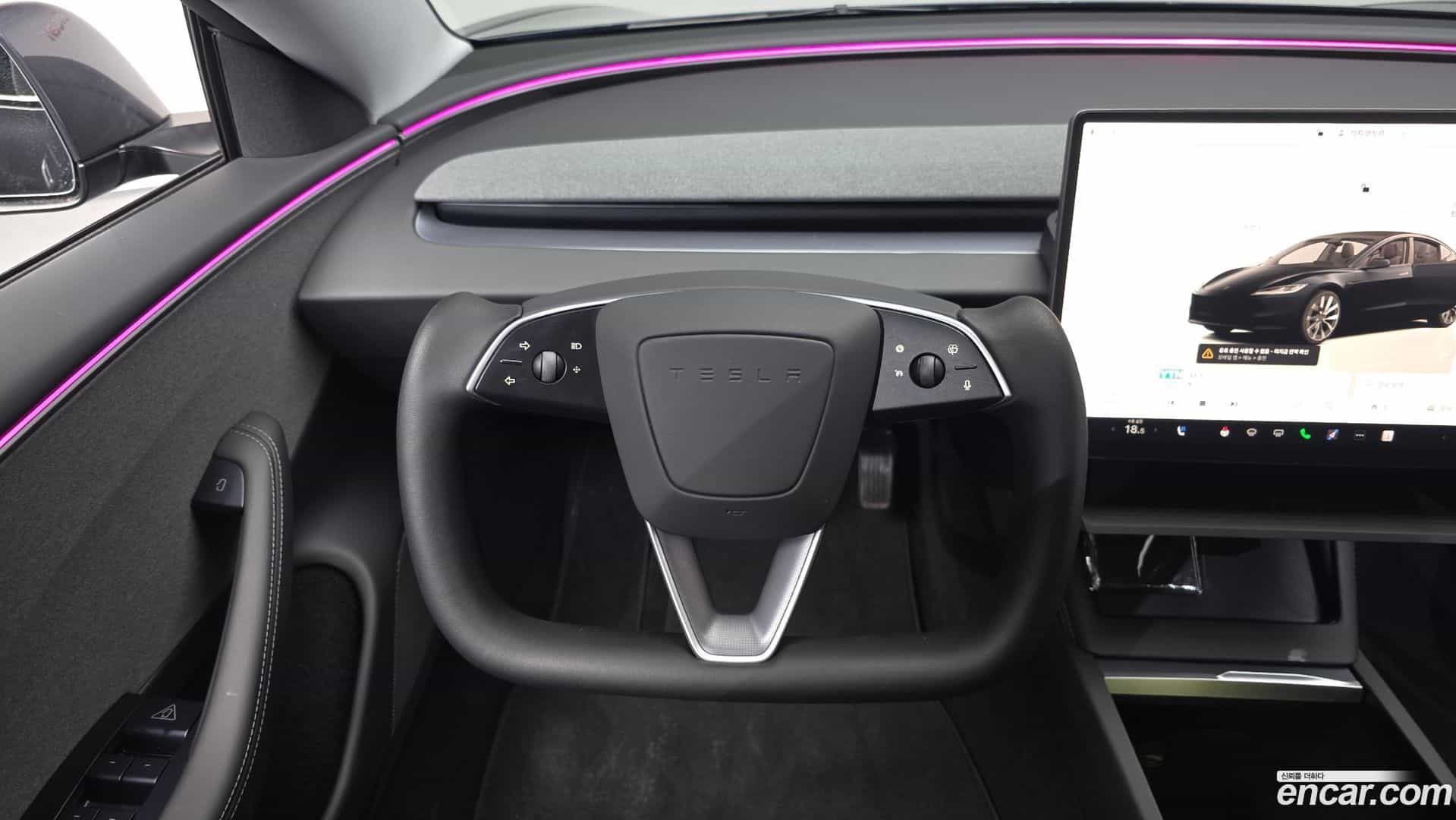 Model 3 Tesla 2025.7-OPTION-040