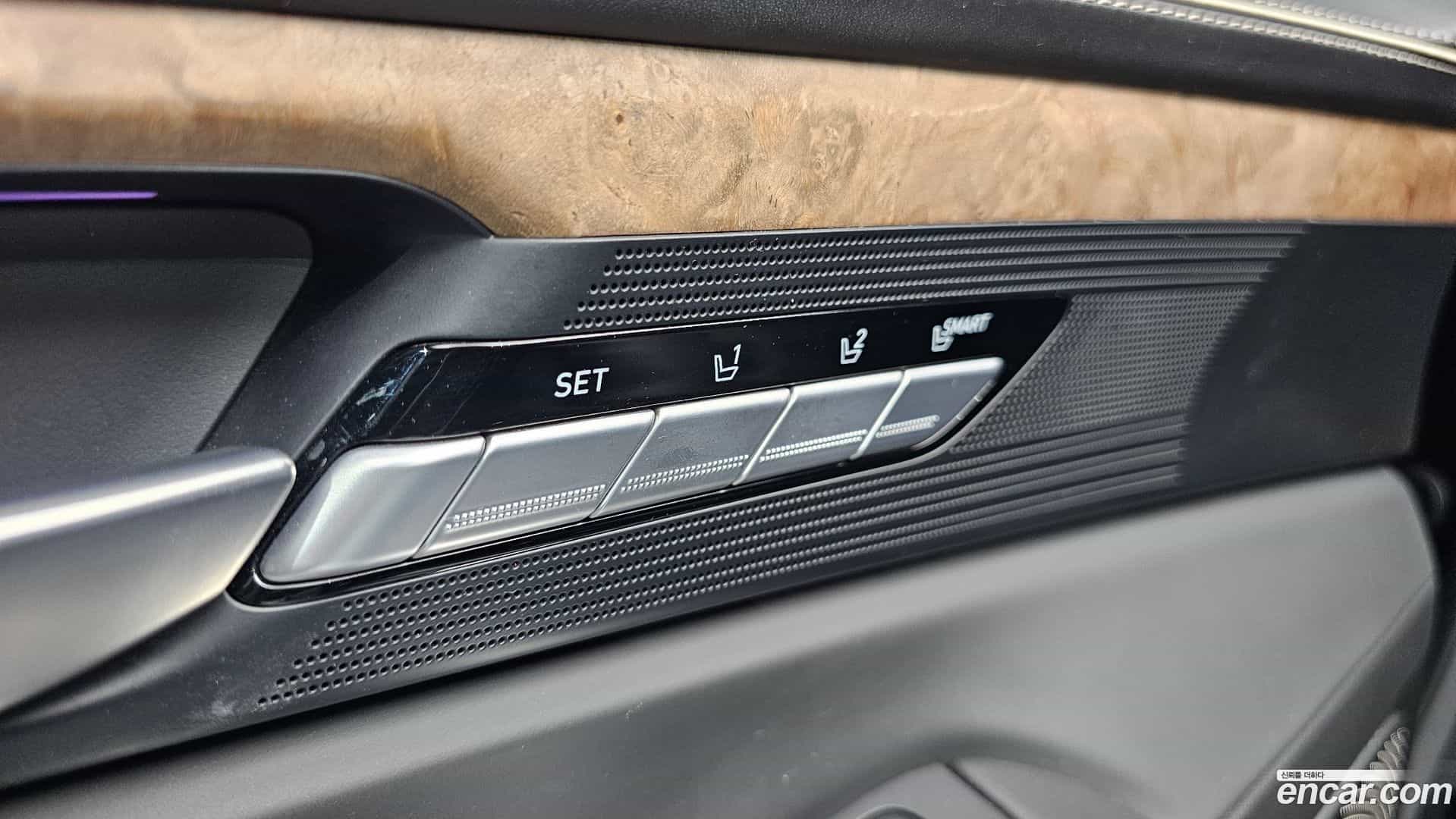 G90 Genesis 2019.3-OPTION-042