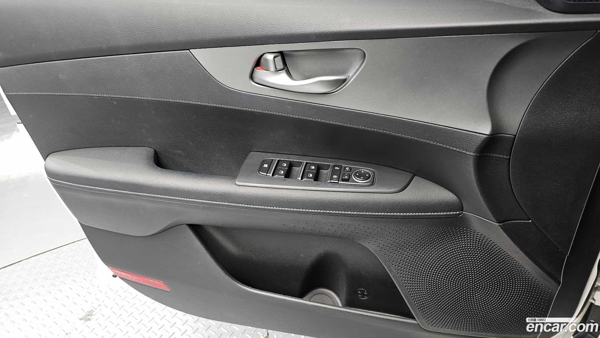 K3 Kia 2019.8-INNER-034