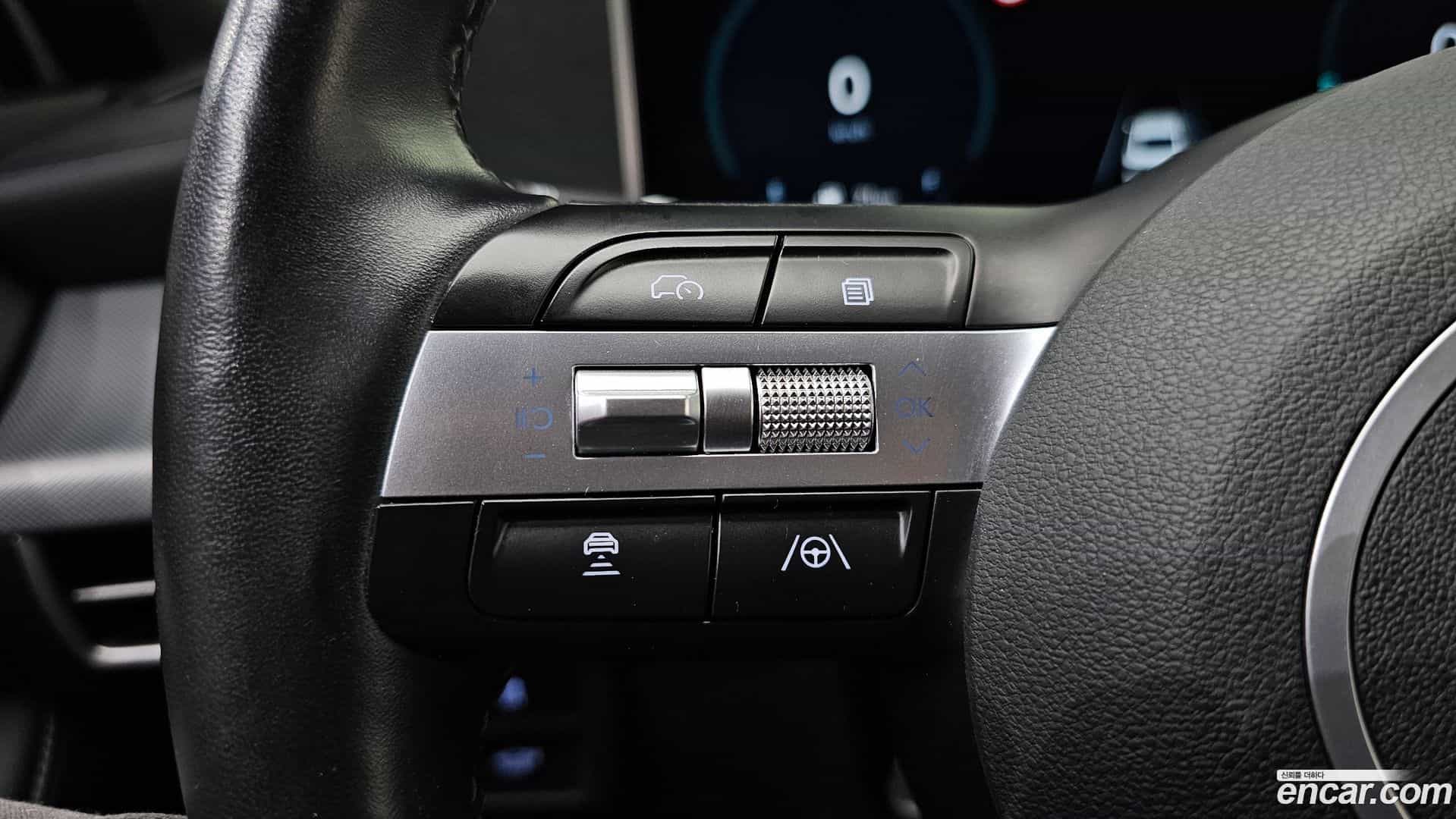 Sonata Hyundai 2023.10-OPTION-040