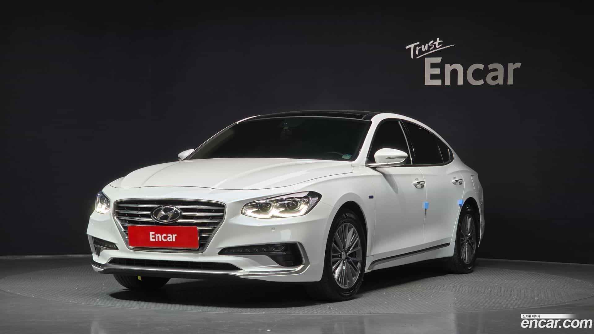 Grandeur Hyundai 2018.9-OUTER-001