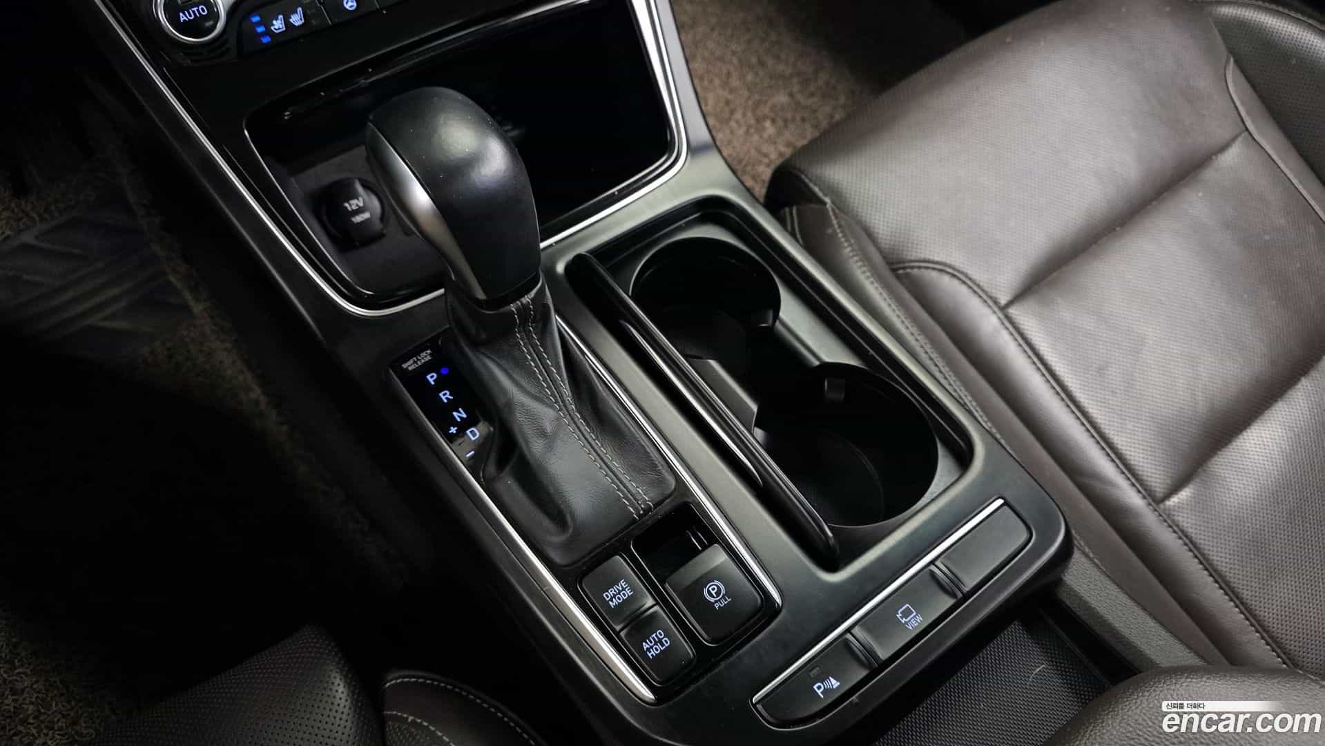 Grandeur Hyundai 2018.9-INNER-009