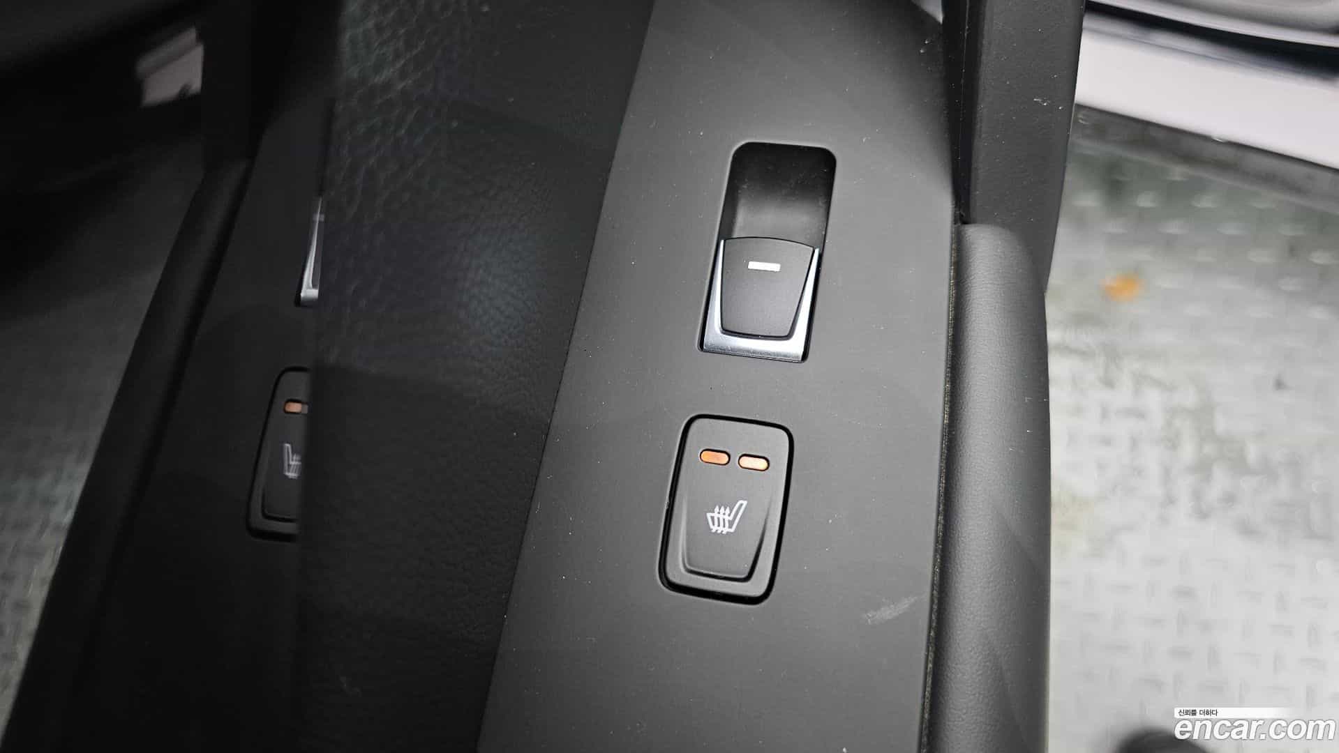 Grandeur Hyundai 2015.8-OPTION-020