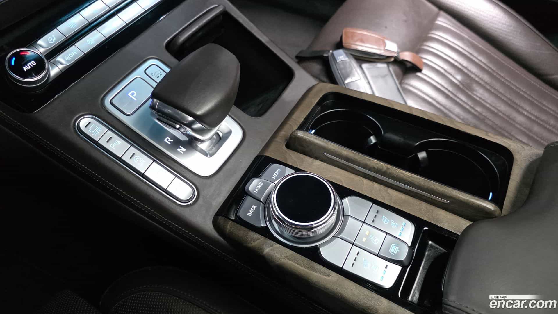 G90 Genesis 2020.3-INNER-009