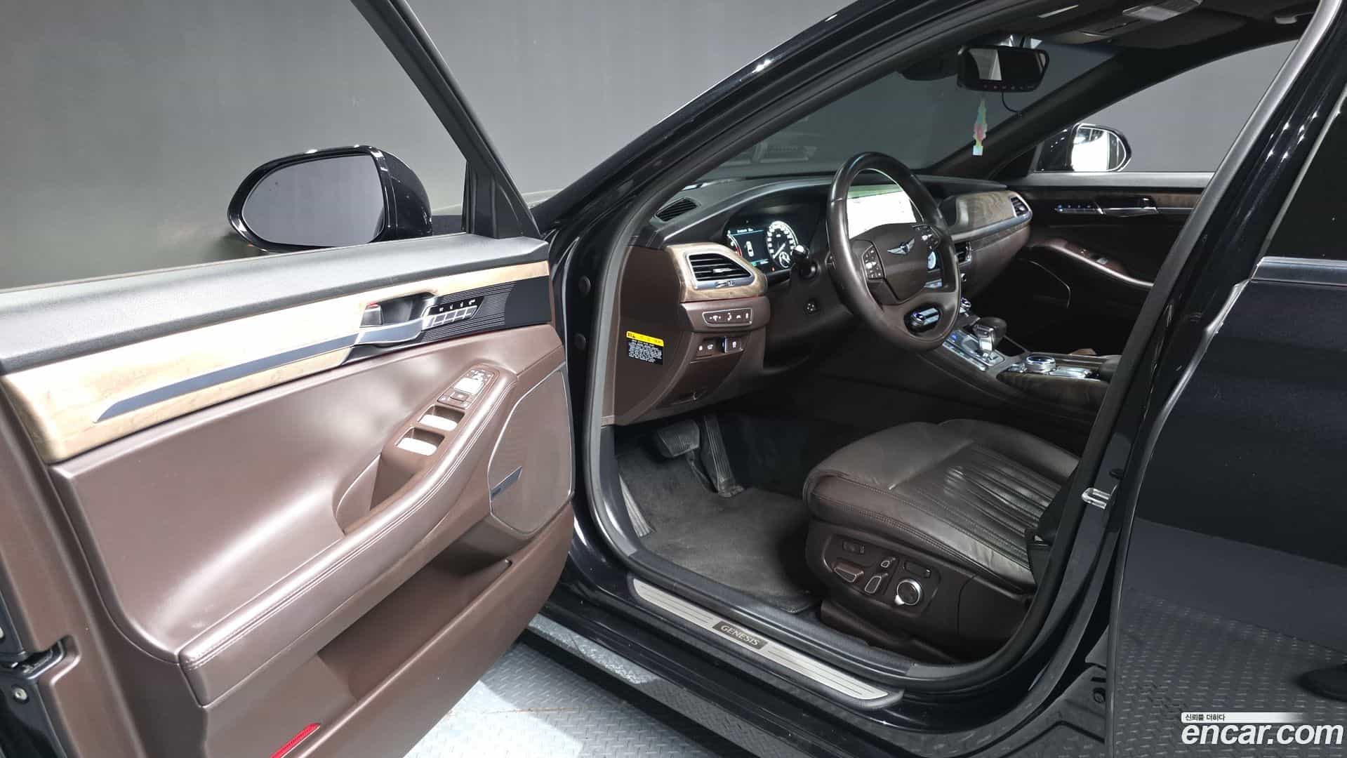 G90 Genesis 2020.3-INNER-036