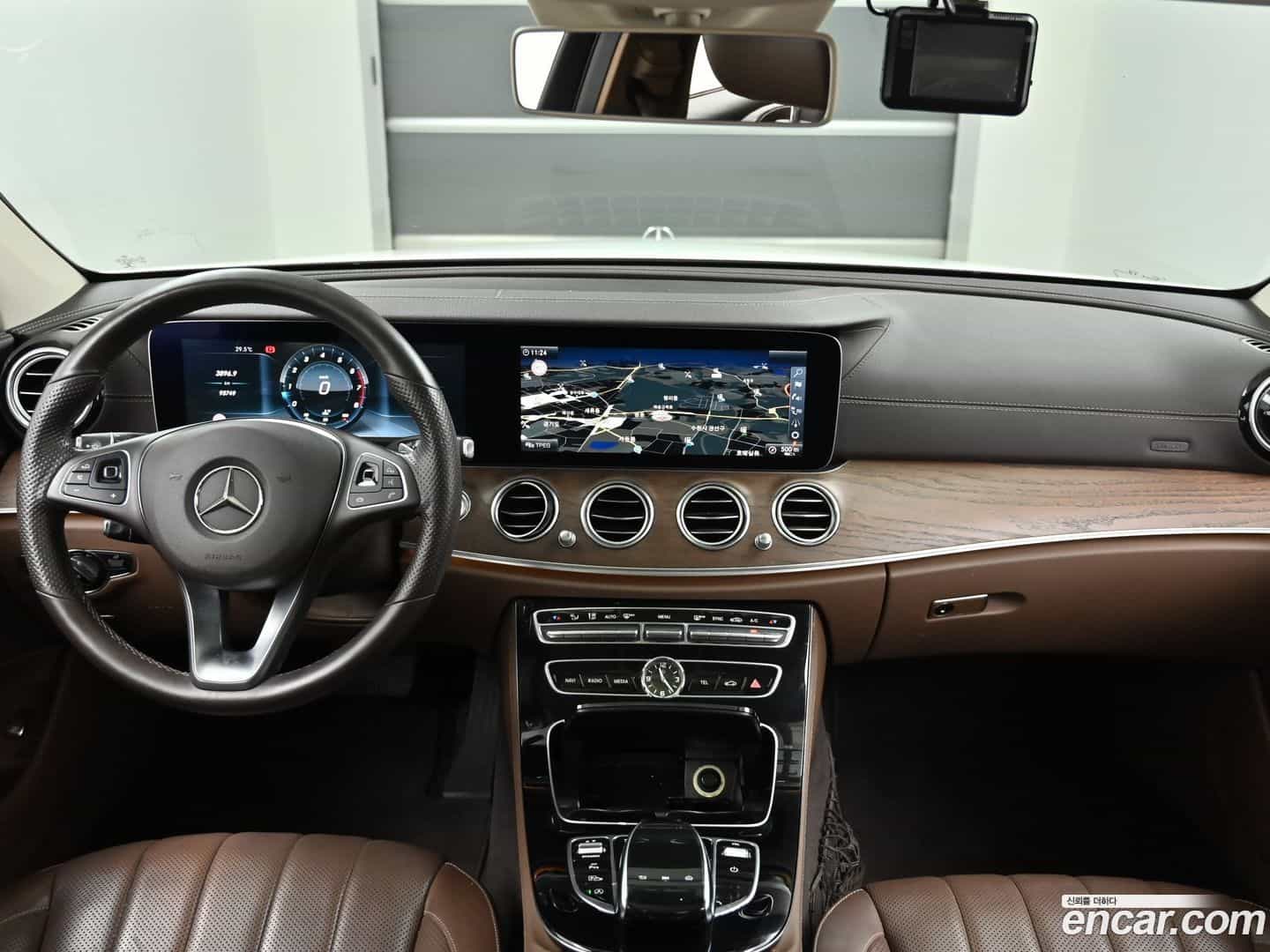 E-Class Mercedes-Benz 2016.7-INNER-007