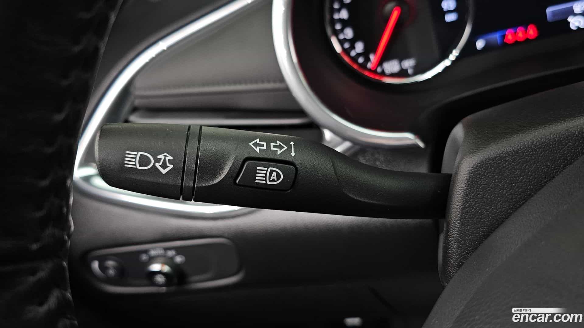 Malibu Chevrolet 2019.11-OPTION-043