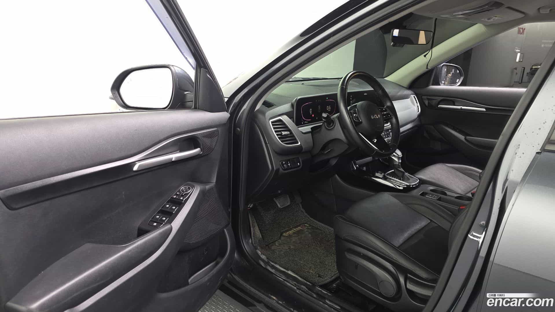 Seltos Kia 2023.11-INNER-010