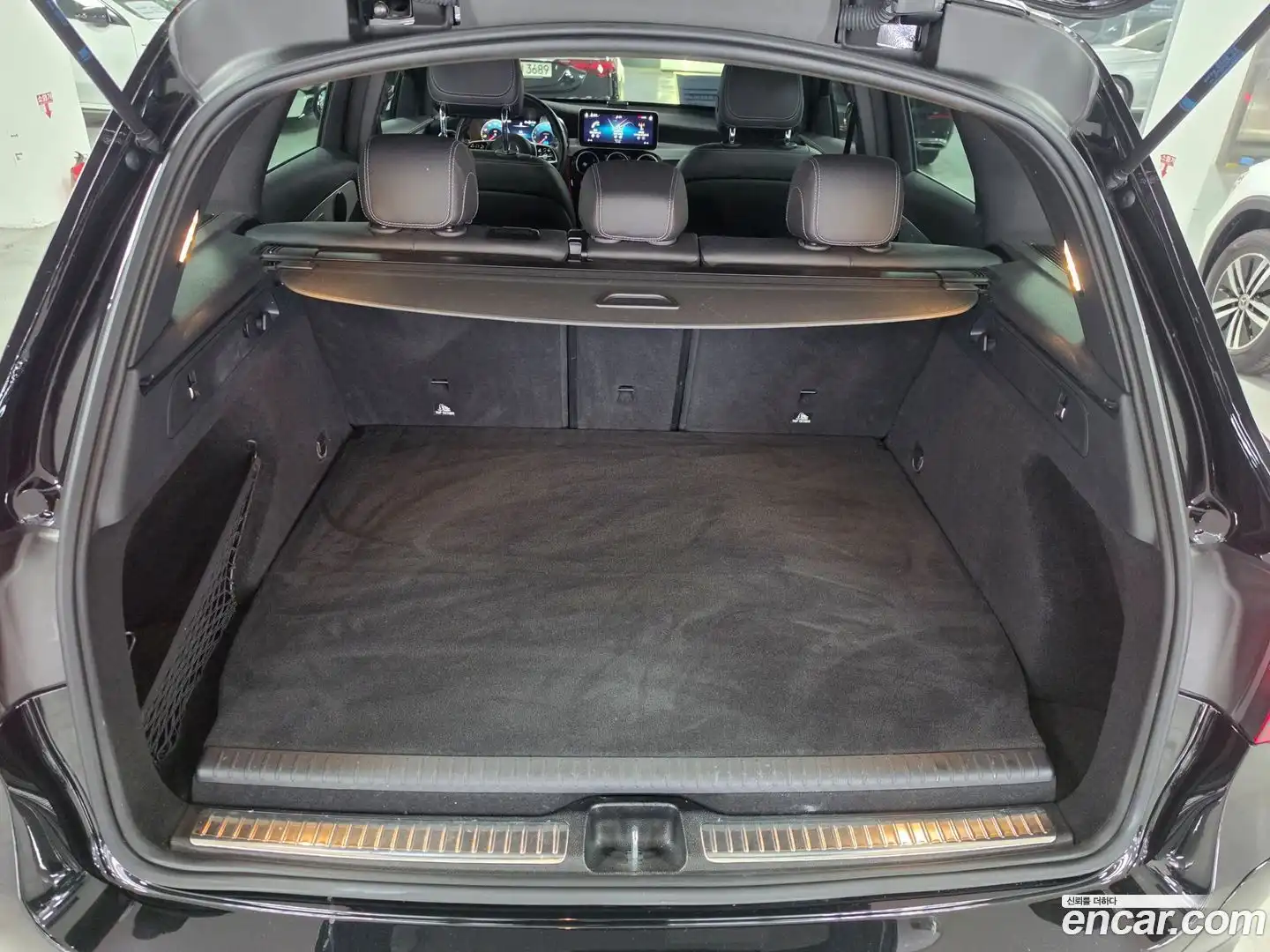 GLC-Class Mercedes-Benz 2021.8-OPTION-015
