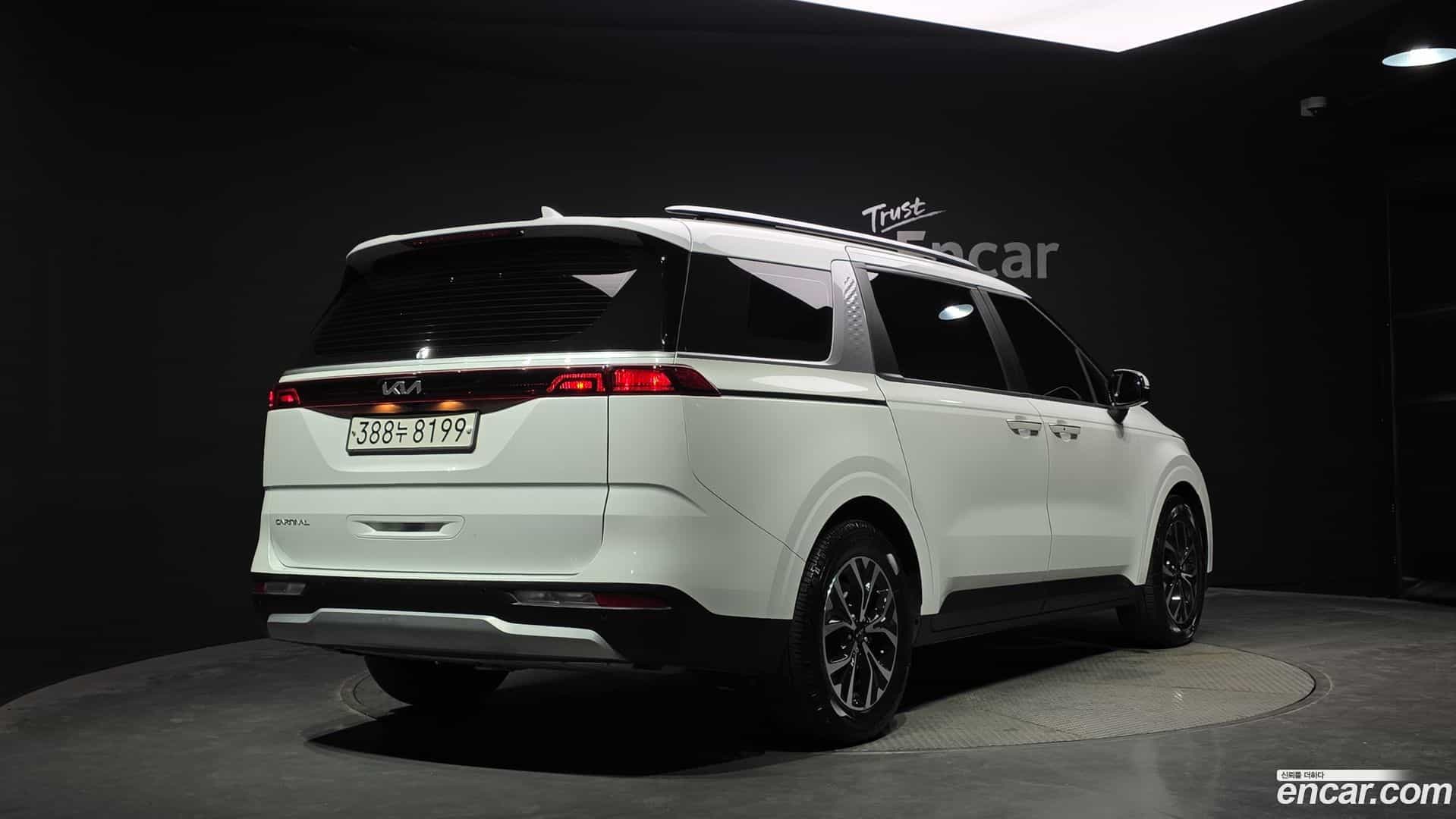 Canival Kia 2023.0-OUTER-002