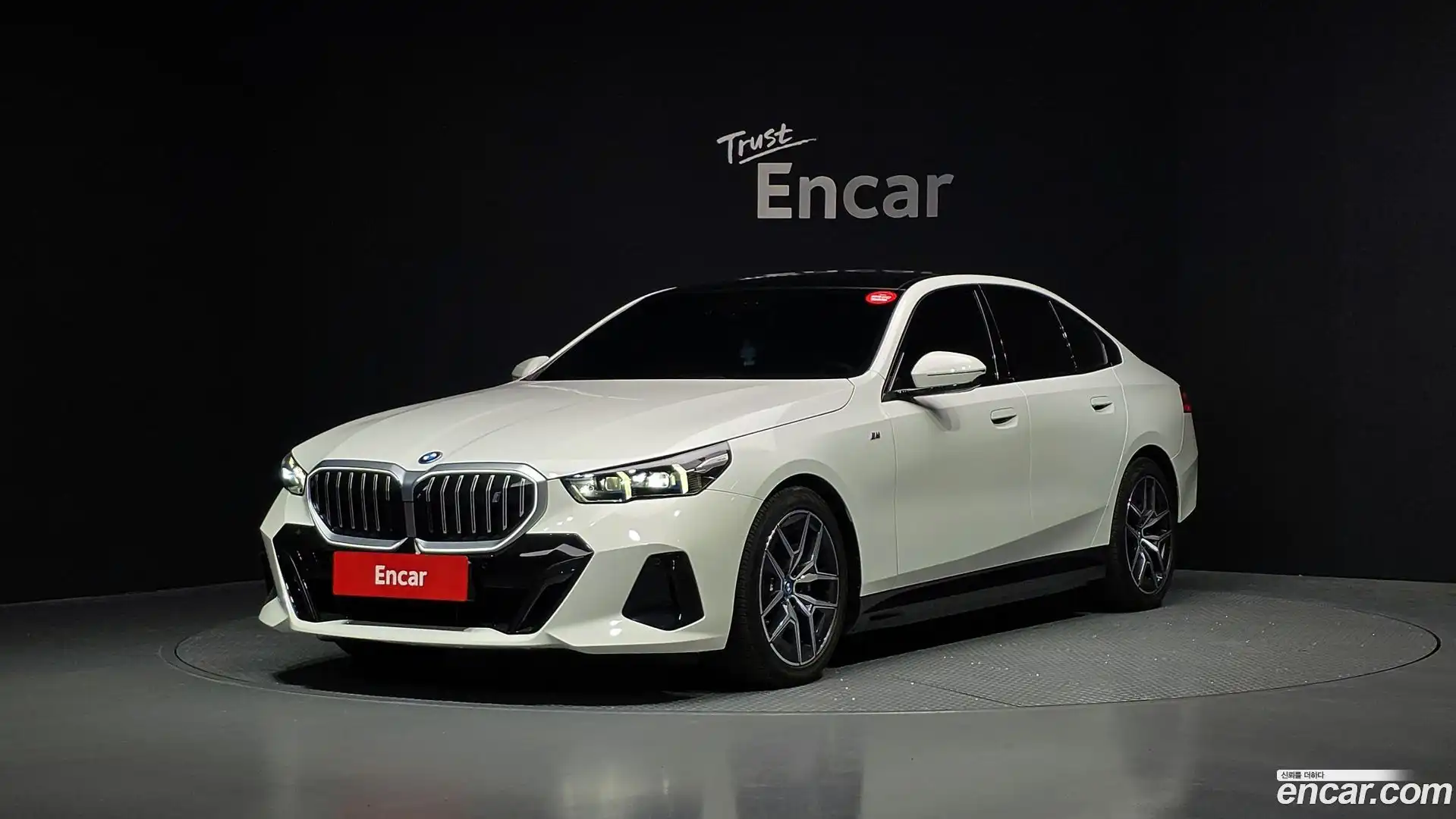 i5 BMW 2024.0-OUTER-001