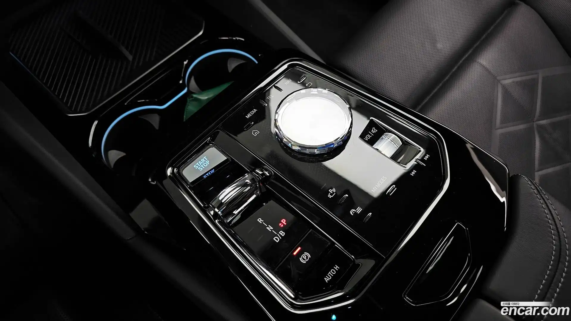 i5 BMW 2024.0-INNER-009