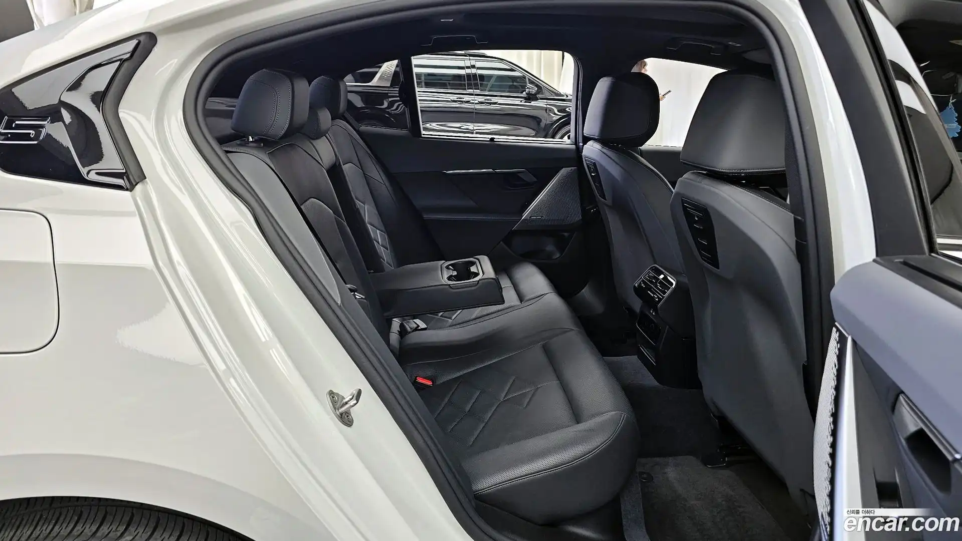i5 BMW 2024.0-OPTION-016