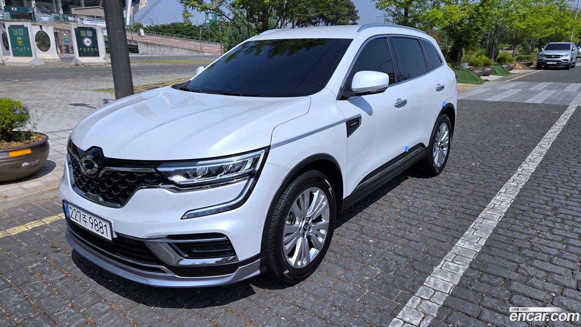 Main__Slider__Photo:QM6 Renault Korea 2021.3-0