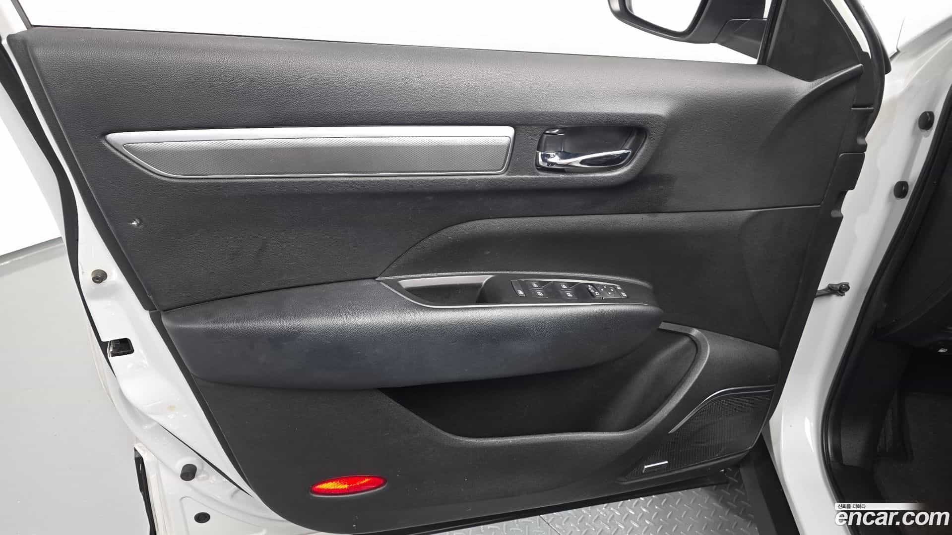 QM6 Renault Korea 2021.1-INNER-034