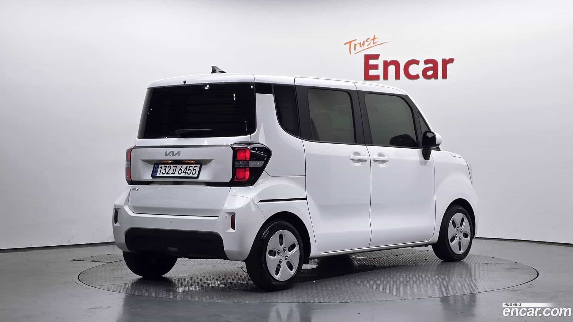 RAY Kia 2024.1-OUTER-002