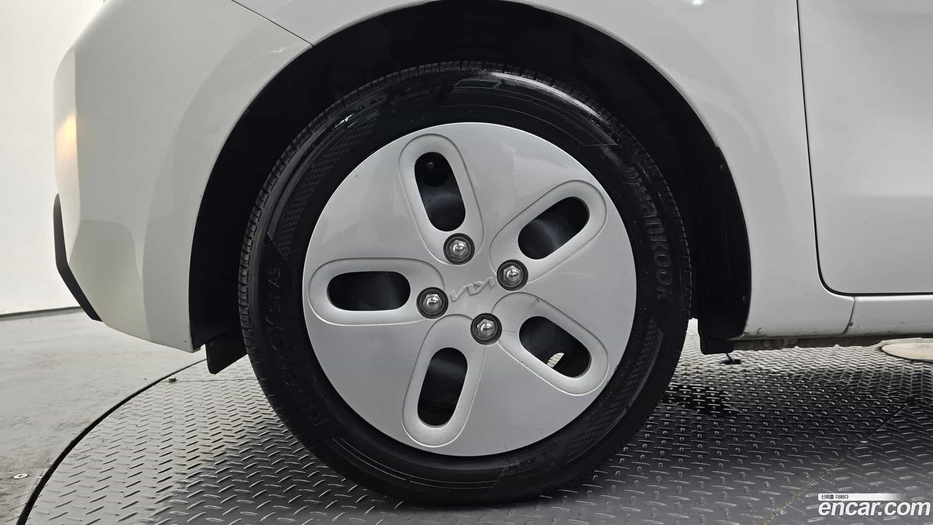 RAY Kia 2024.1-OUTER-005