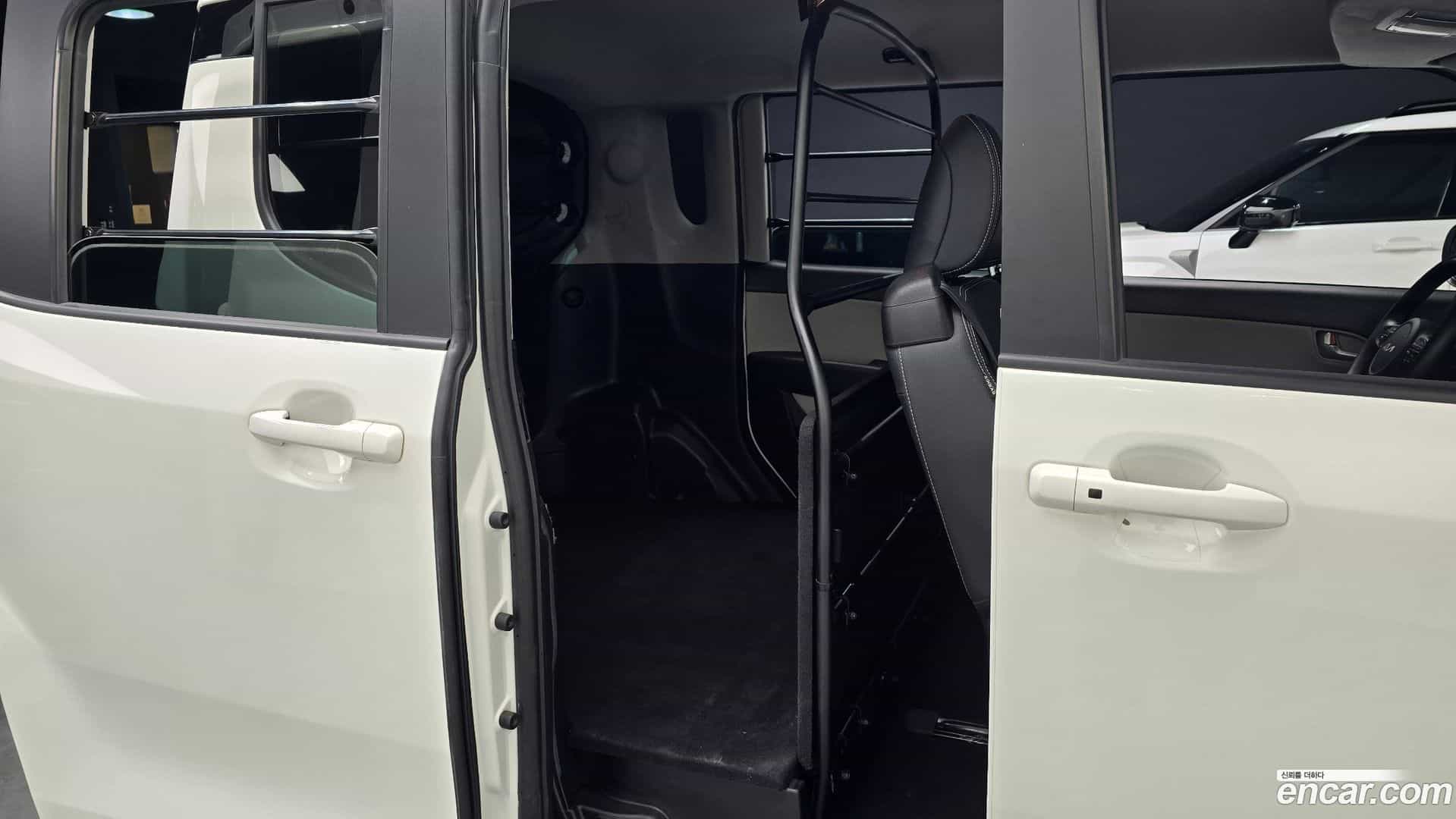 RAY Kia 2024.1-INNER-036