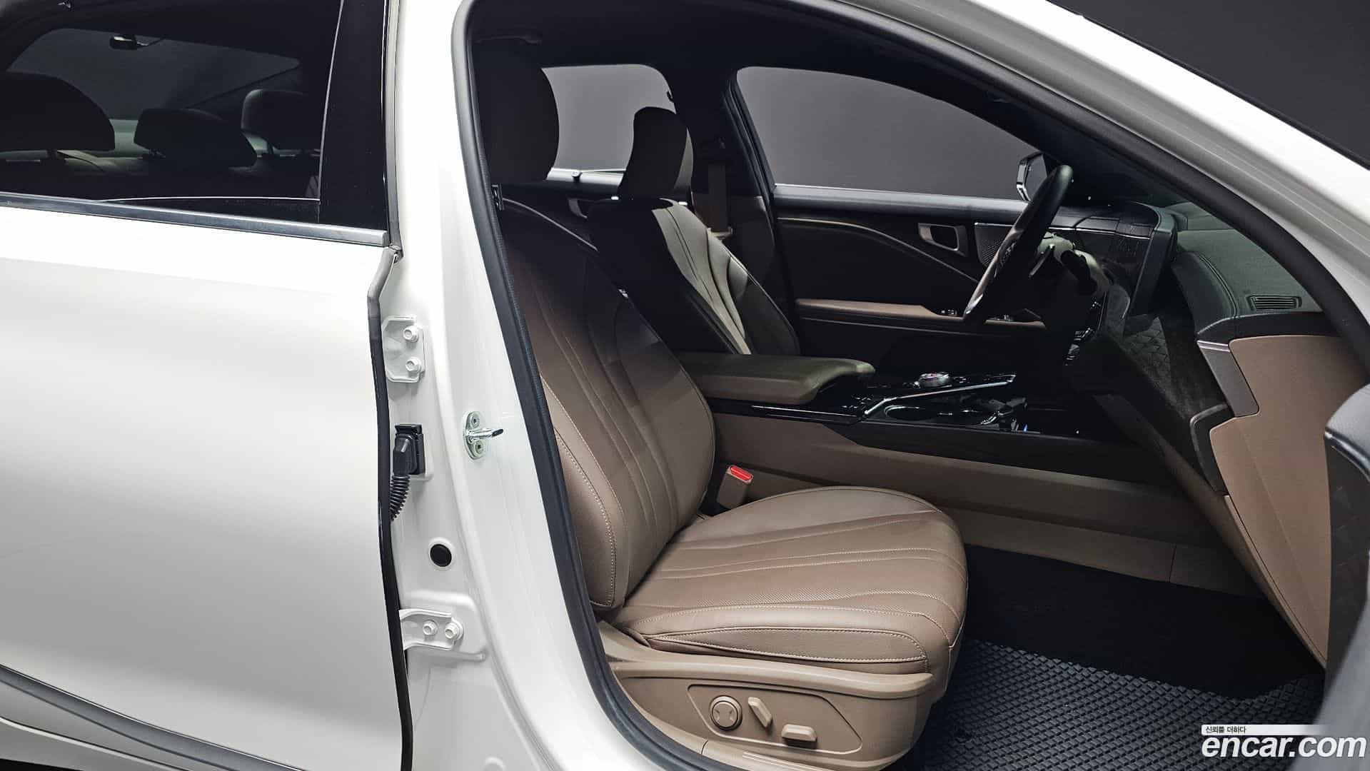 K8 Kia 2021.5-INNER-036