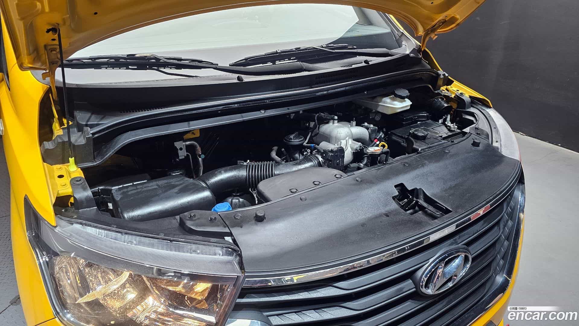 Starex Hyundai 2019.3-INNER-007