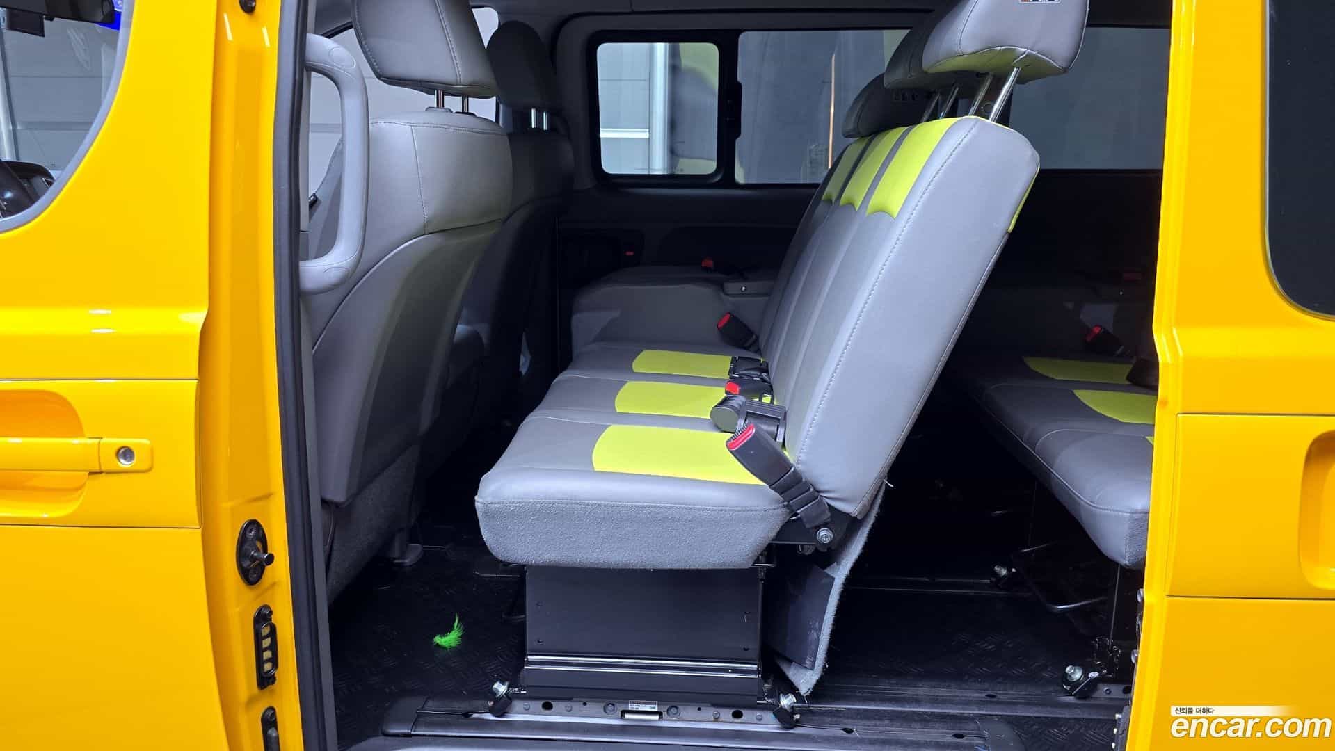 Starex Hyundai 2019.3-OPTION-016