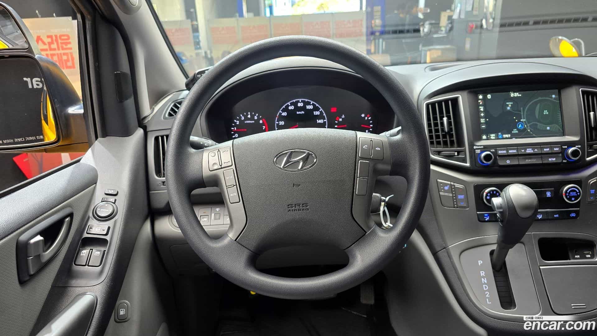 Starex Hyundai 2019.3-OPTION-017